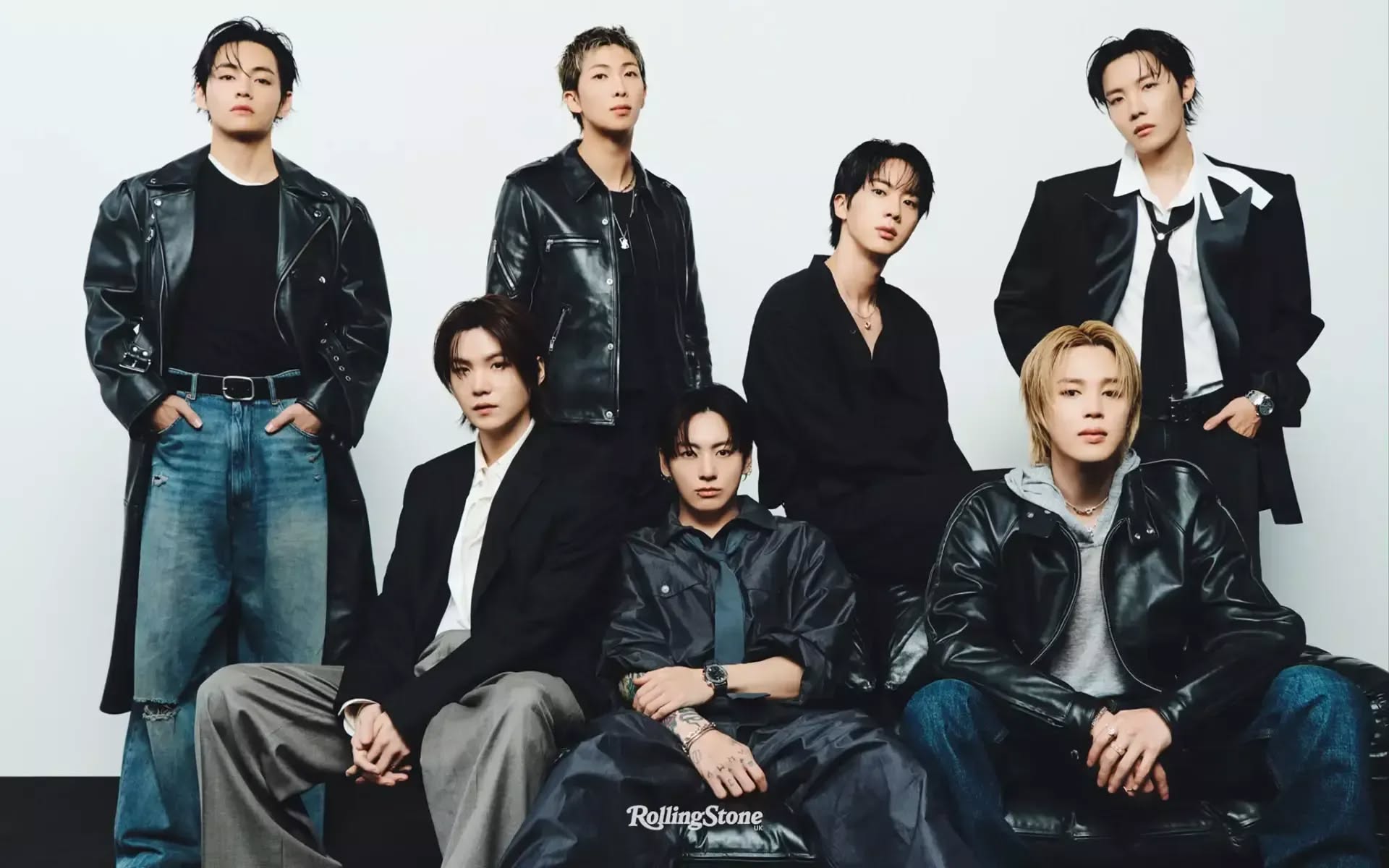 BTS được đề cử ở tổng cộng ba hạng mục gồm “Nghệ sĩ của năm”, “Nam nghệ sĩ K-pop xuất sắc nhất” và “Bài hát của mùa hè”