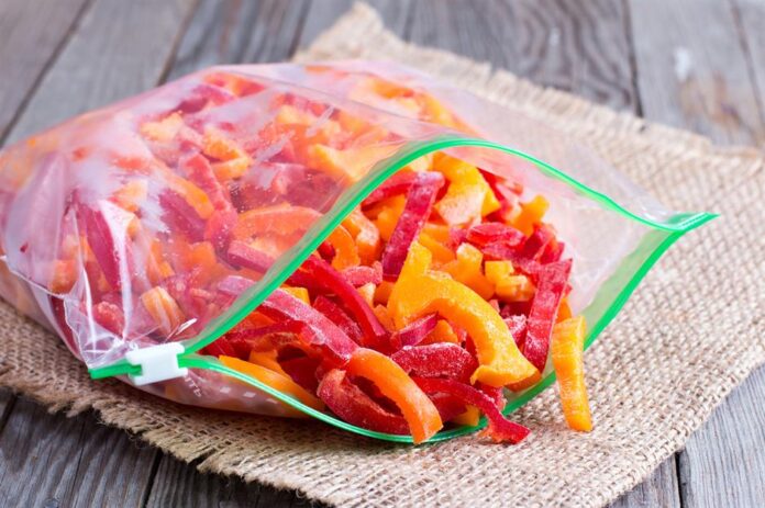 Khi được cấp đông đúng cách, ớt chuông có thể sử dụng tốt trong khoảng ba tháng