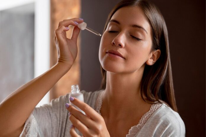 Sử dụng serum chứa thành phần an toàn, phù hợp