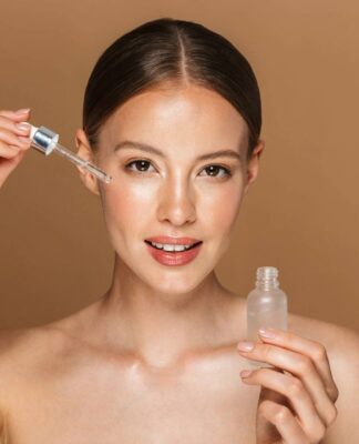 Người sở hữu làn da dầu nên ưu tiên chọn các loại dầu nhẹ, không gây bít tắc