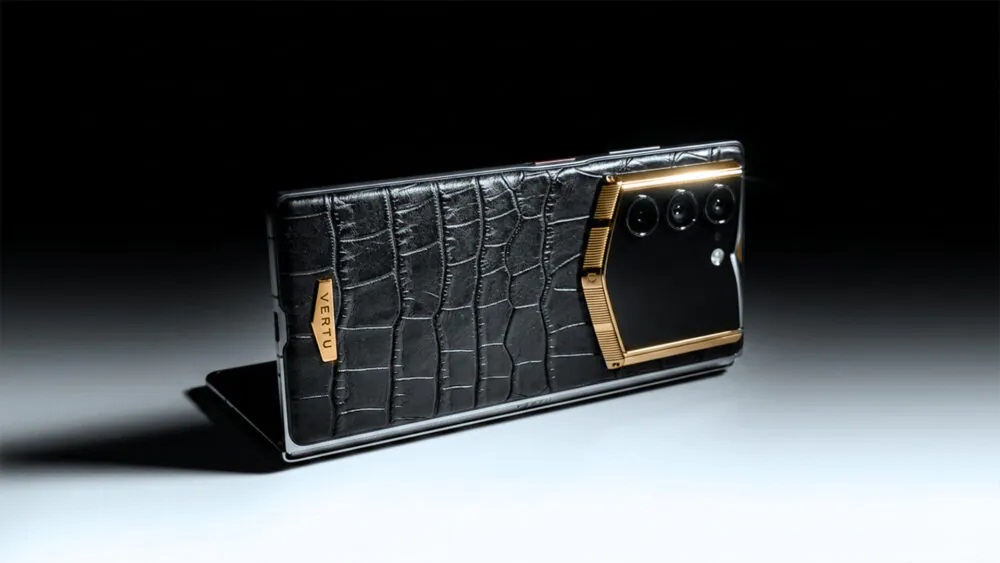 Điện thoại Vertu AlphaFold (Ảnh: Internet)