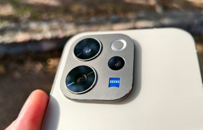 Điện thoại Vivo V70 (Ảnh: Internet)