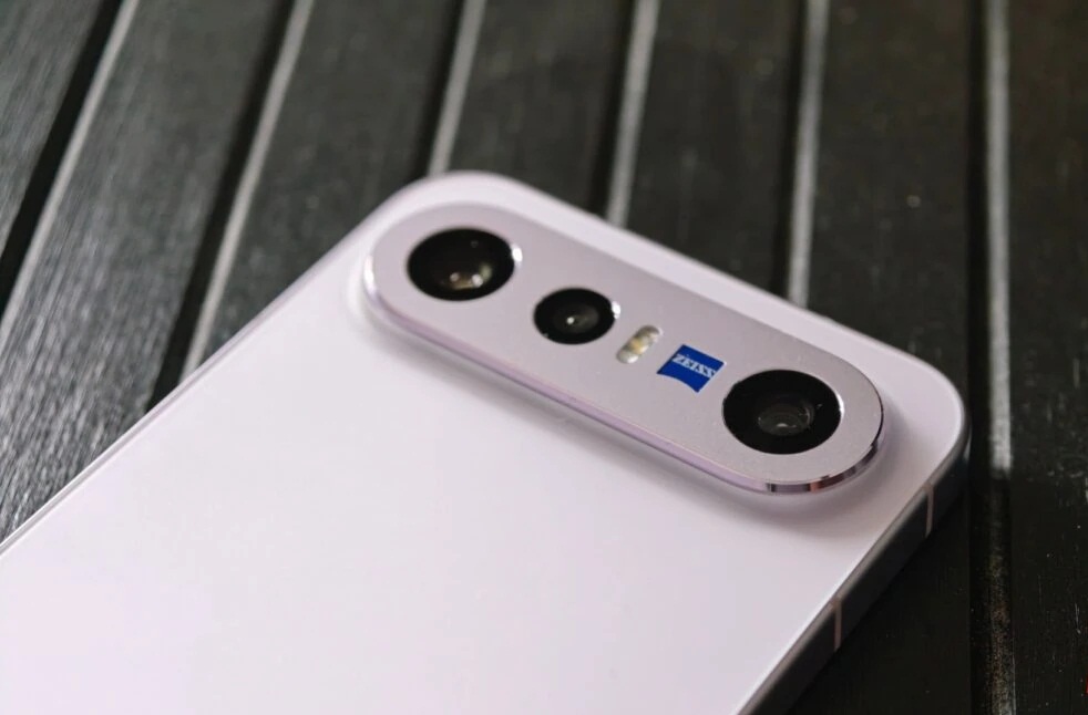 Điện thoại Vivo X300 FE (Ảnh: Internet)