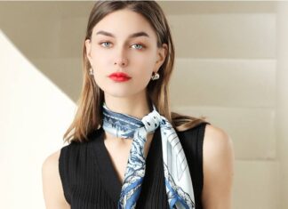 Một trong những cách đeo khăn lụa kinh điển nhất chính là thắt nhẹ quanh cổ