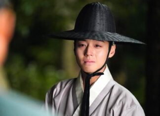 Park Ji-hoon giành giải Tân binh hạng mục phim điện ảnh tại Baeksang lần thứ 62 (Ảnh: Internet)