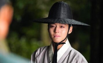 Park Ji-hoon giành giải Tân binh hạng mục phim điện ảnh tại Baeksang lần thứ 62 (Ảnh: Internet)