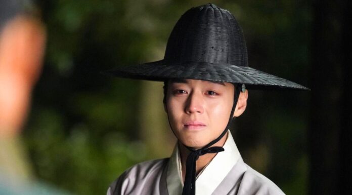 Park Ji-hoon giành giải Tân binh hạng mục phim điện ảnh tại Baeksang lần thứ 62 (Ảnh: Internet)