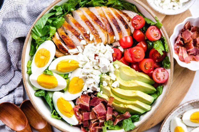 Để tận dụng tối đa lợi ích dinh dưỡng của trứng, các chuyên gia khuyên nên ưu tiên những cách chế biến ít chất béo