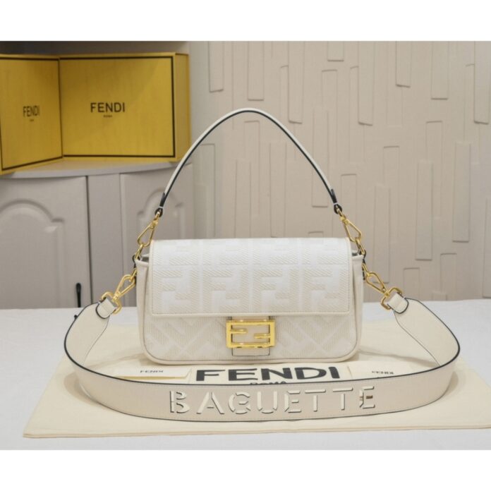 Túi xách Fendi. Nguồn: Internet