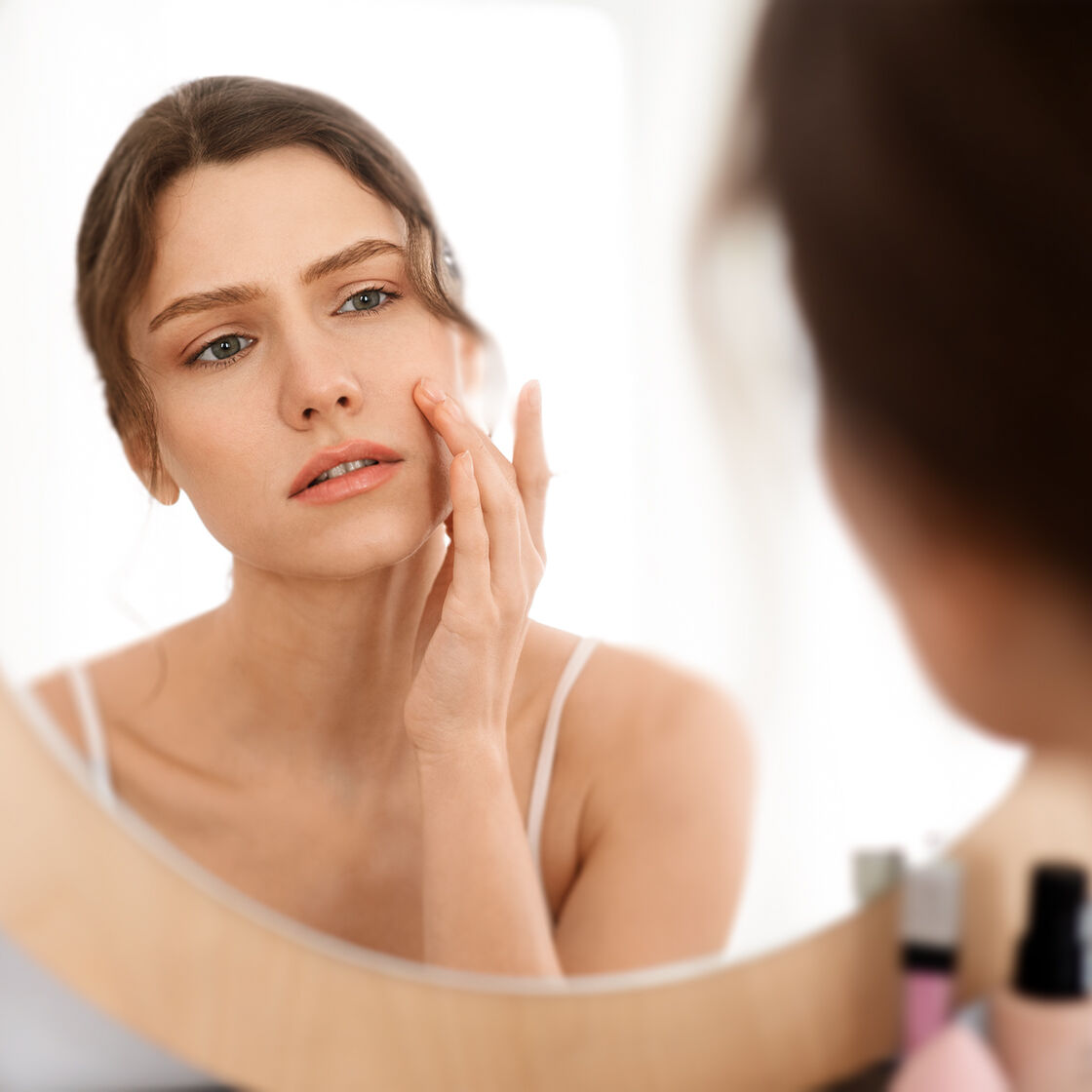 Da dầu và da hỗn hợp vẫn cần dưỡng ẩm: Sự thật nhiều người hiểu lầm