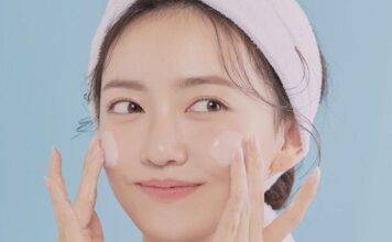 chỉ kiểm soát dầu mà không cấp ẩm là chưa đủ để duy trì một làn da khỏe mạnh