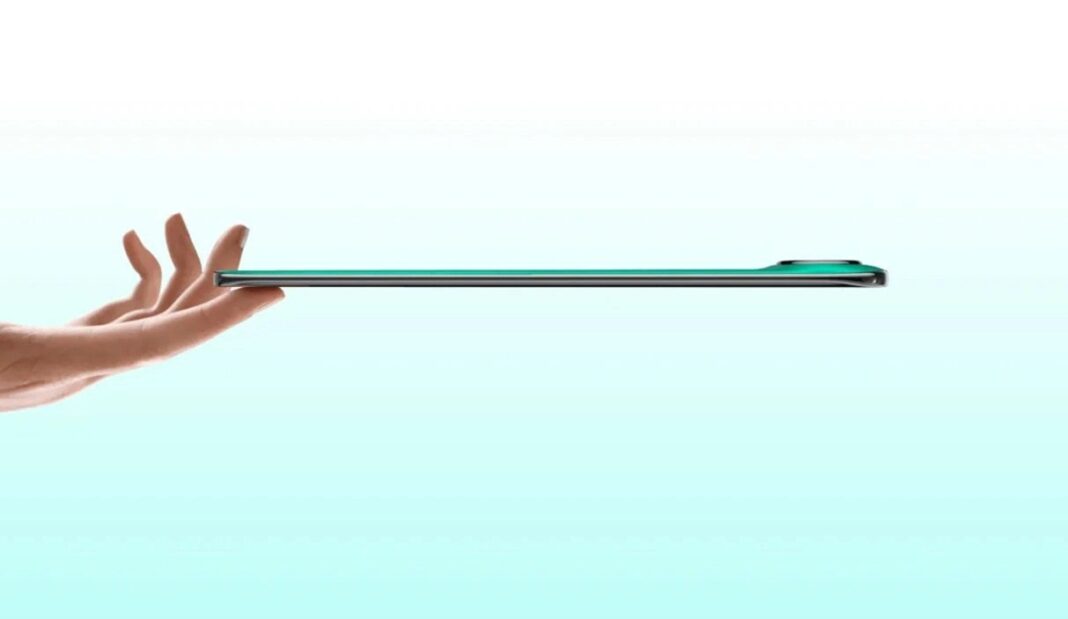 Điện thoại Tecno Camon Slim màu xanh lá cây (Ảnh: Internet)