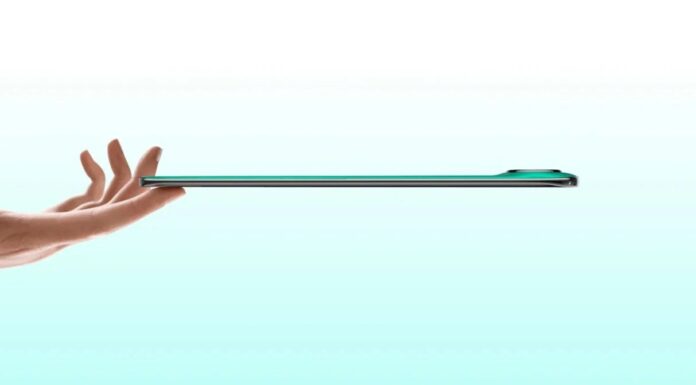 Điện thoại Tecno Camon Slim màu xanh lá cây (Ảnh: Internet)