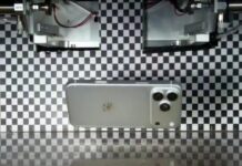 Tiết lộ hình ảnh iPhone 18 Pro của Apple được thử nghiệm độ bền thực tế (Ảnh: Internet)