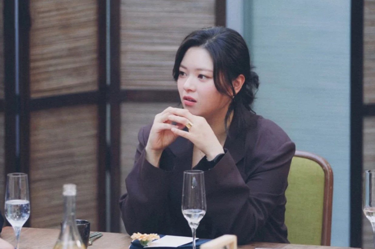 Jeong-yeon tham gia buổi thảo luận của bộ phim The Recruit: The Movie (Ảnh: Internet)