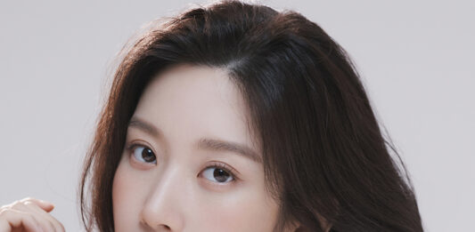 Moon Ga-young gia nhập Fantagio, “về chung nhà” với Cha Eun-woo và Kim Seon-ho Moon Ga-young
