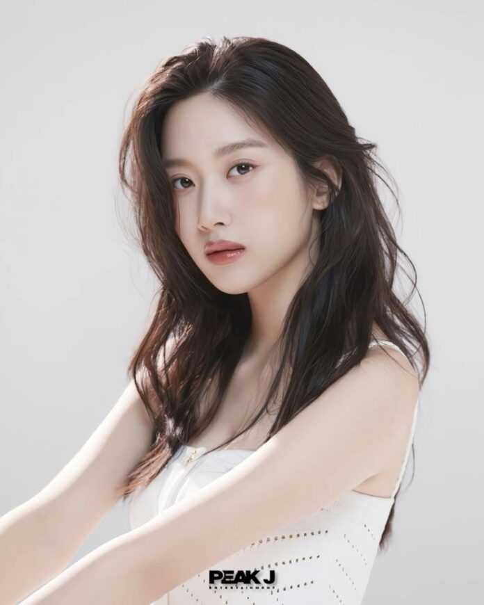 Moon Ga-young gia nhập Fantagio