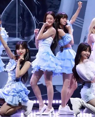 Oh My Girl lùi lịch comeback toàn nhóm sang năm 2027, ưu tiên chất lượng cho màn trở lại nhiều người cũng bày tỏ sự đồng tình với quyết định này, bởi một màn comeback được đầu tư kỹ lưỡng và chỉn chu luôn đáng để chờ đợi