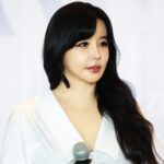 Park Bom chấm dứt hợp đồng với D-Nation Entertainment (Ảnh: Internet)