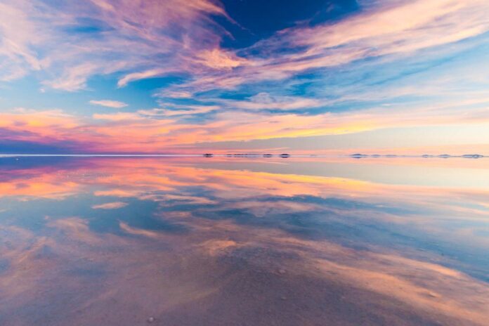 Cánh đồng muối Salar de Uyuni. Nguồn: Internet