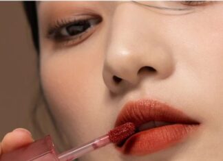 Sử dụng son tint làm lớp nền