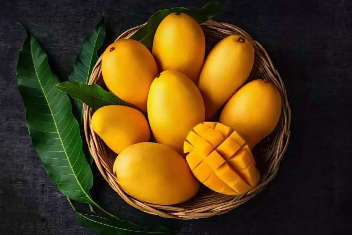 Thơm, ngọt và giàu vitamin, xoài là lựa chọn tuyệt vời cho những ai muốn bổ sung thêm trái cây vào chế độ ăn mùa hè