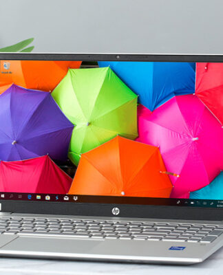 Laptop cho dân văn phòng: Cấu hình nào đủ dùng trong 3-5 năm? Màn hình, bàn phím và webcam là những yếu tố ảnh hưởng trực tiếp đến trải nghiệm làm việc hằng ngày.