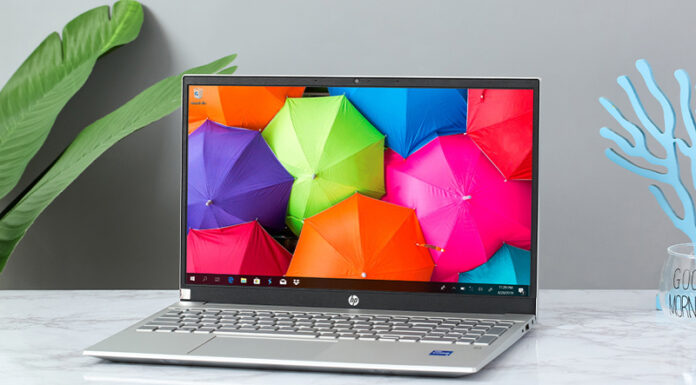 Laptop cho dân văn phòng: Cấu hình nào đủ dùng trong 3-5 năm? Màn hình, bàn phím và webcam là những yếu tố ảnh hưởng trực tiếp đến trải nghiệm làm việc hằng ngày.