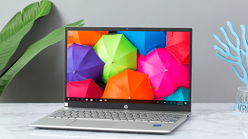 Màn hình, bàn phím và webcam là những yếu tố ảnh hưởng trực tiếp đến trải nghiệm làm việc hằng ngày. Màn hình, bàn phím và webcam là những yếu tố ảnh hưởng trực tiếp đến trải nghiệm làm việc hằng ngày.