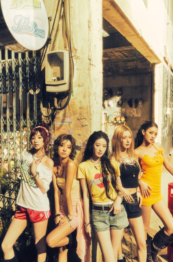 Mini album "We Made" gồm 5 ca khúc có sự tham gia sản xuất của các thành viên (Ảnh: Internet)