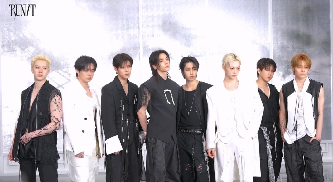 Stray Kids chuẩn bị 