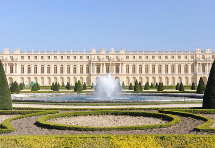 Cung điện Versailles. Nguồn: Internet Cung điện Versailles. Nguồn: Internet