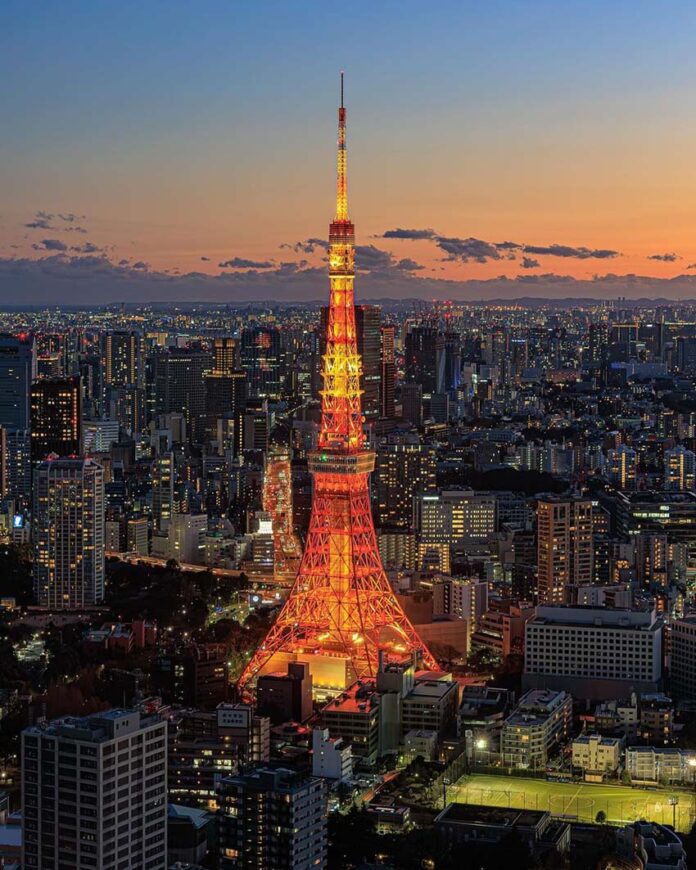 Tháp Tokyo. Nguồn: Internet Tháp Tokyo. Nguồn: Internet