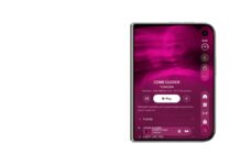 Pin iPhone Duo dùng được bao lâu so với điện thoại gập khác?